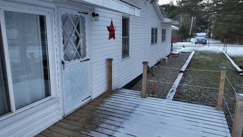 A home in Greenbush Twp