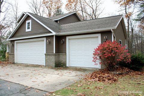 A home in Oakfield Twp