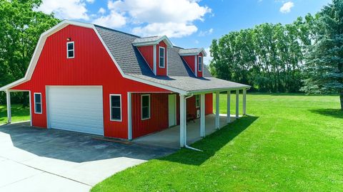 A home in Almont Twp