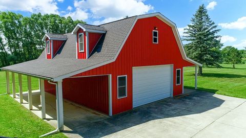 A home in Almont Twp