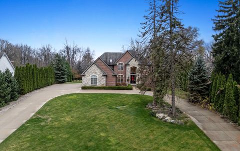 A home in Bloomfield Twp