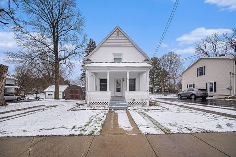 A home in Concord Vlg