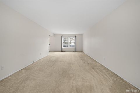 A home in FarmingtonHillsCity_Oakland