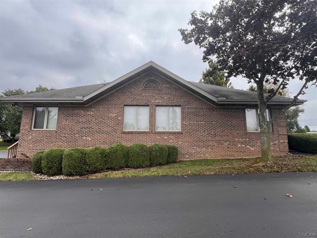 1542 West Maple Avenue