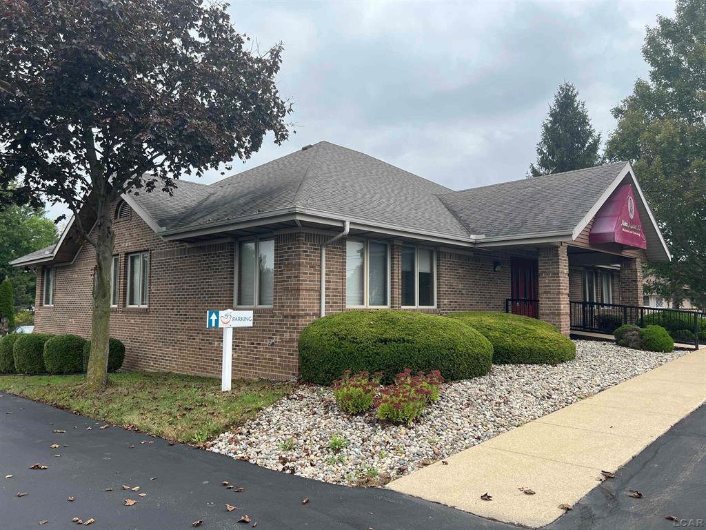 1542 West Maple Avenue