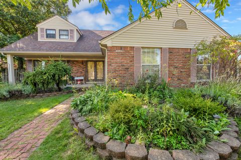 A home in Riverview