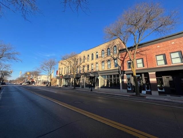 101 E Superior Drive