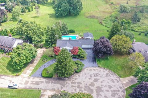 A home in Grand Blanc Twp