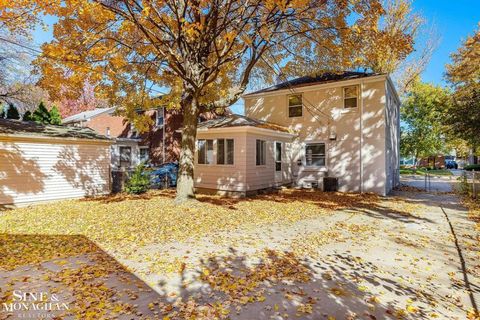 A home in Grosse Pointe Woods