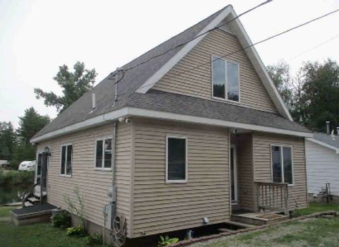 A home in Plainfield Twp