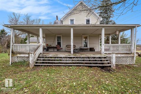 A home in Metamora Twp