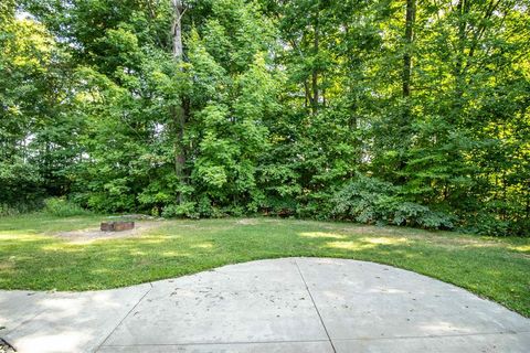 A home in Blumfield Twp