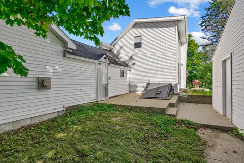 A home in Bloomingdale Twp