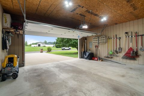 A home in Courtland Twp