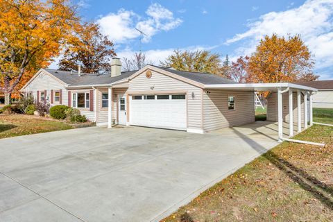 A home in Leoni Twp