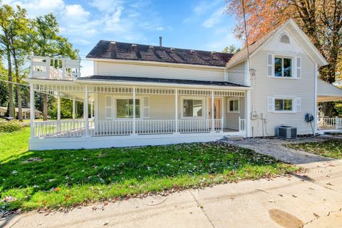 A home in Mt. Clemens