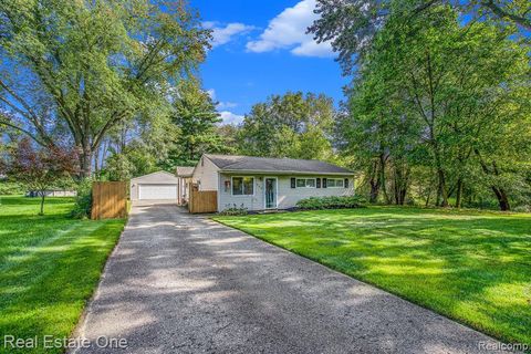 A home in Waterford Twp