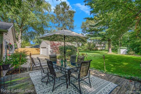 A home in Waterford Twp