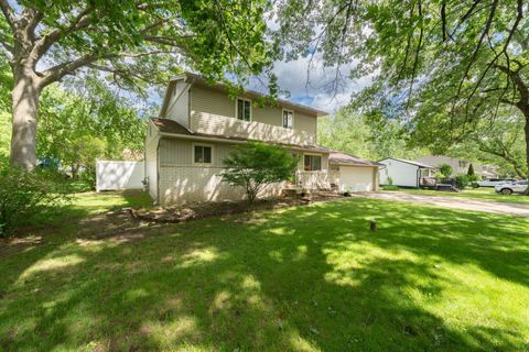 A home in West Bloomfield Twp