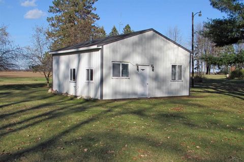 A home in Chesaning Twp