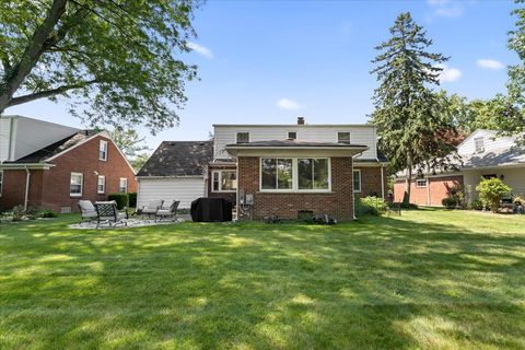 A home in Grosse Pointe Woods