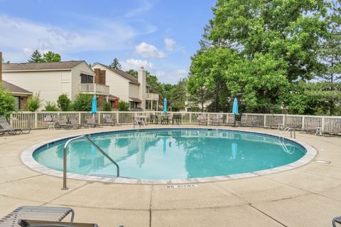 A home in West Bloomfield Twp