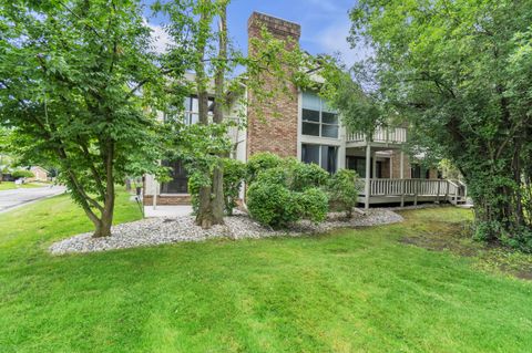 A home in West Bloomfield Twp