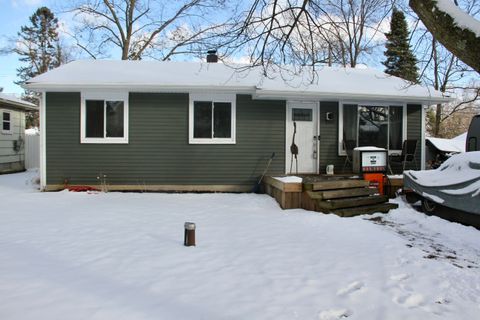 A home in West Bloomfield Twp