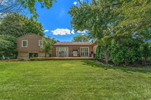 A home in Bloomfield Twp