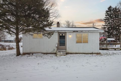 A home in Pine River Twp