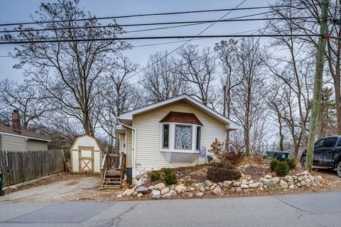 A home in Lake Orion Vlg