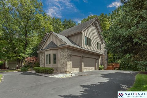 A home in West Bloomfield Twp