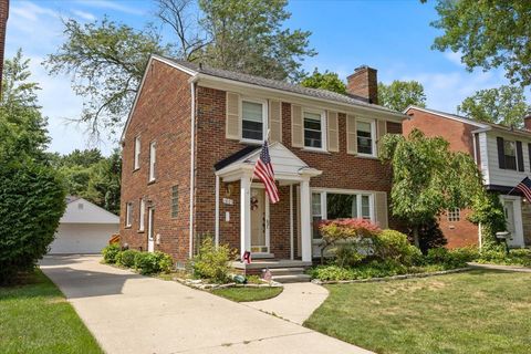 A home in Grosse Pointe Woods