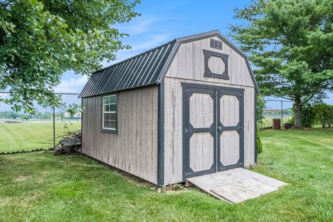 A home in Fenton Twp