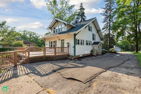 A home in Waterford Twp