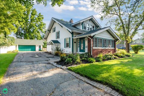 A home in Waterford Twp