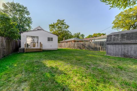 A home in Dearborn Heights