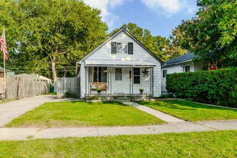 A home in Dearborn Heights