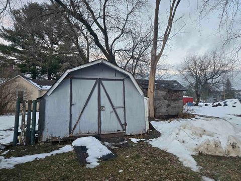 A home in Grayling Twp