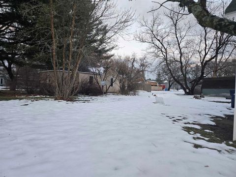 A home in Grayling Twp