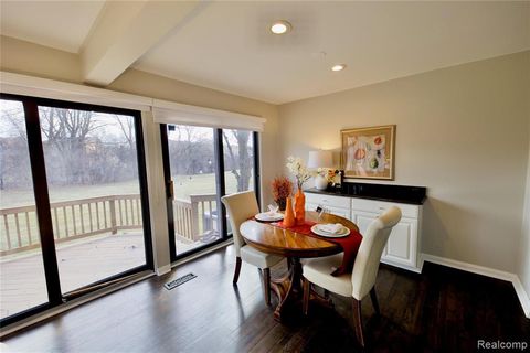 A home in West Bloomfield Twp