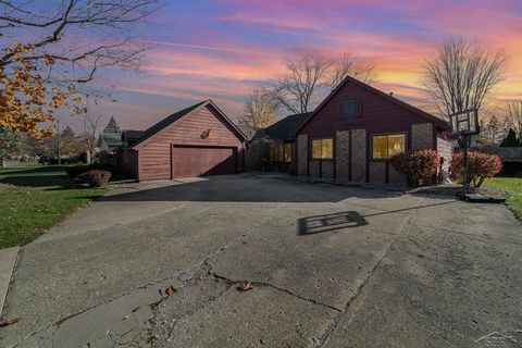 A home in Saginaw Twp