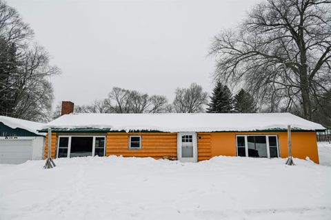 A home in Cleon Twp