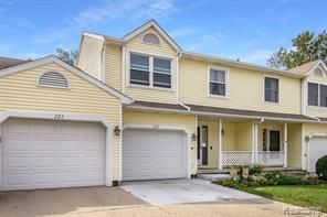 225 MEADOW POINTE Drive