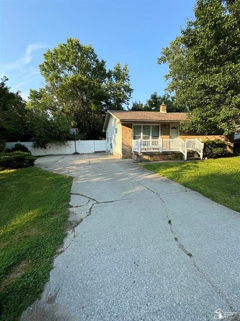 A home in Flint Twp