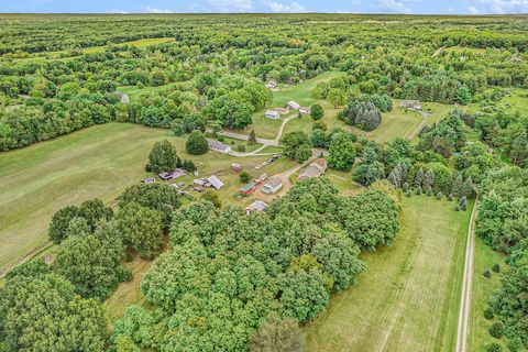 A home in Hadley Twp