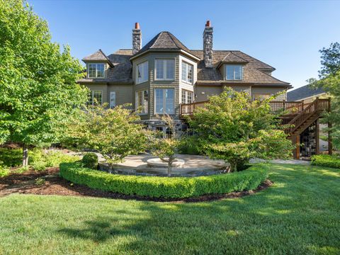 A home in Bloomfield Twp