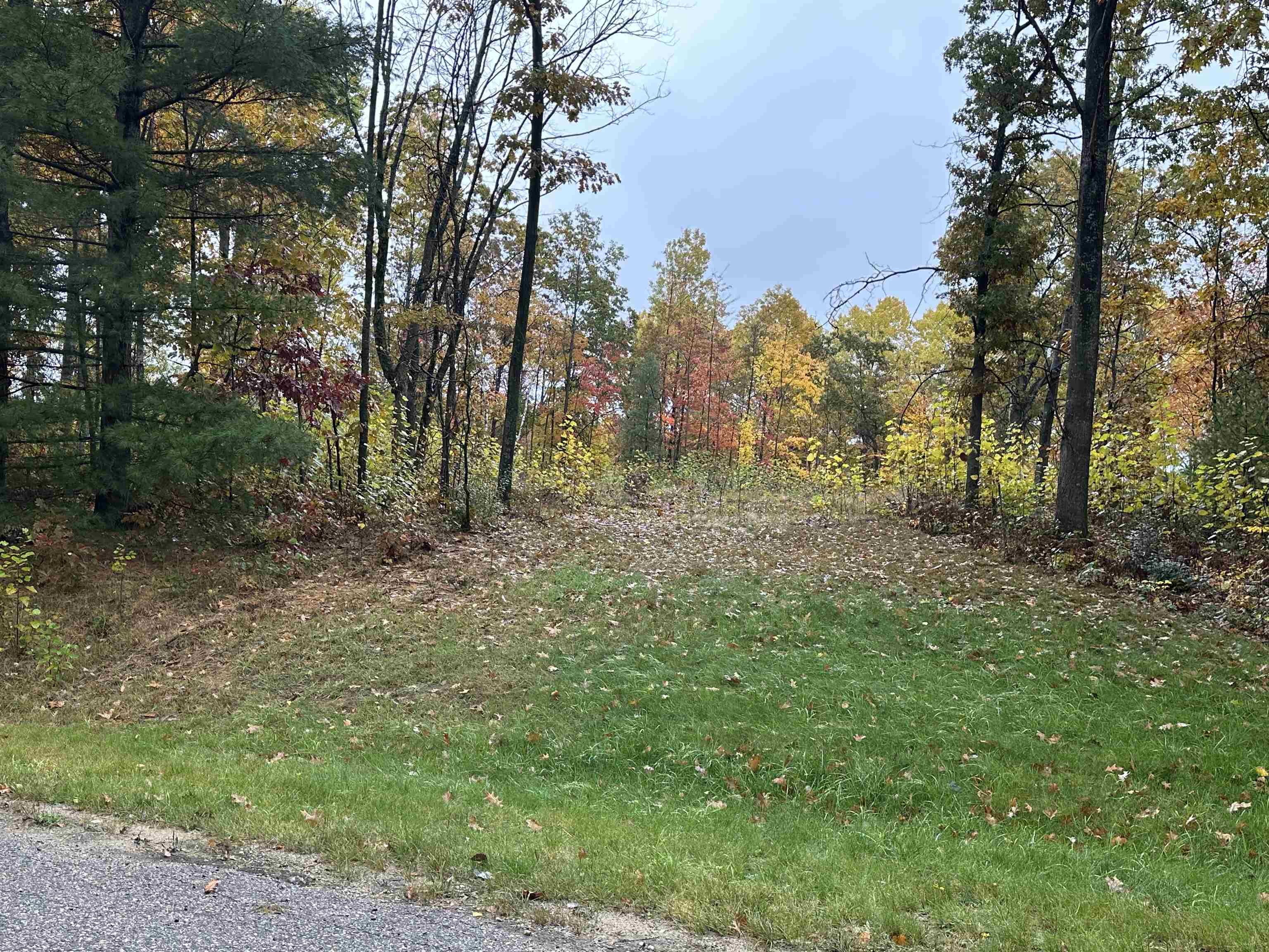 Lot #6 N Circle E