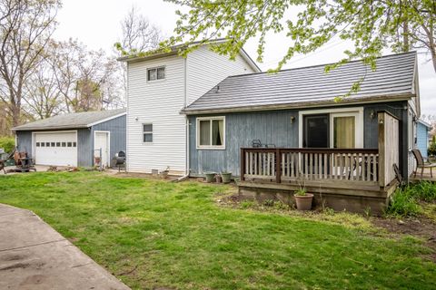 A home in Dearborn Heights