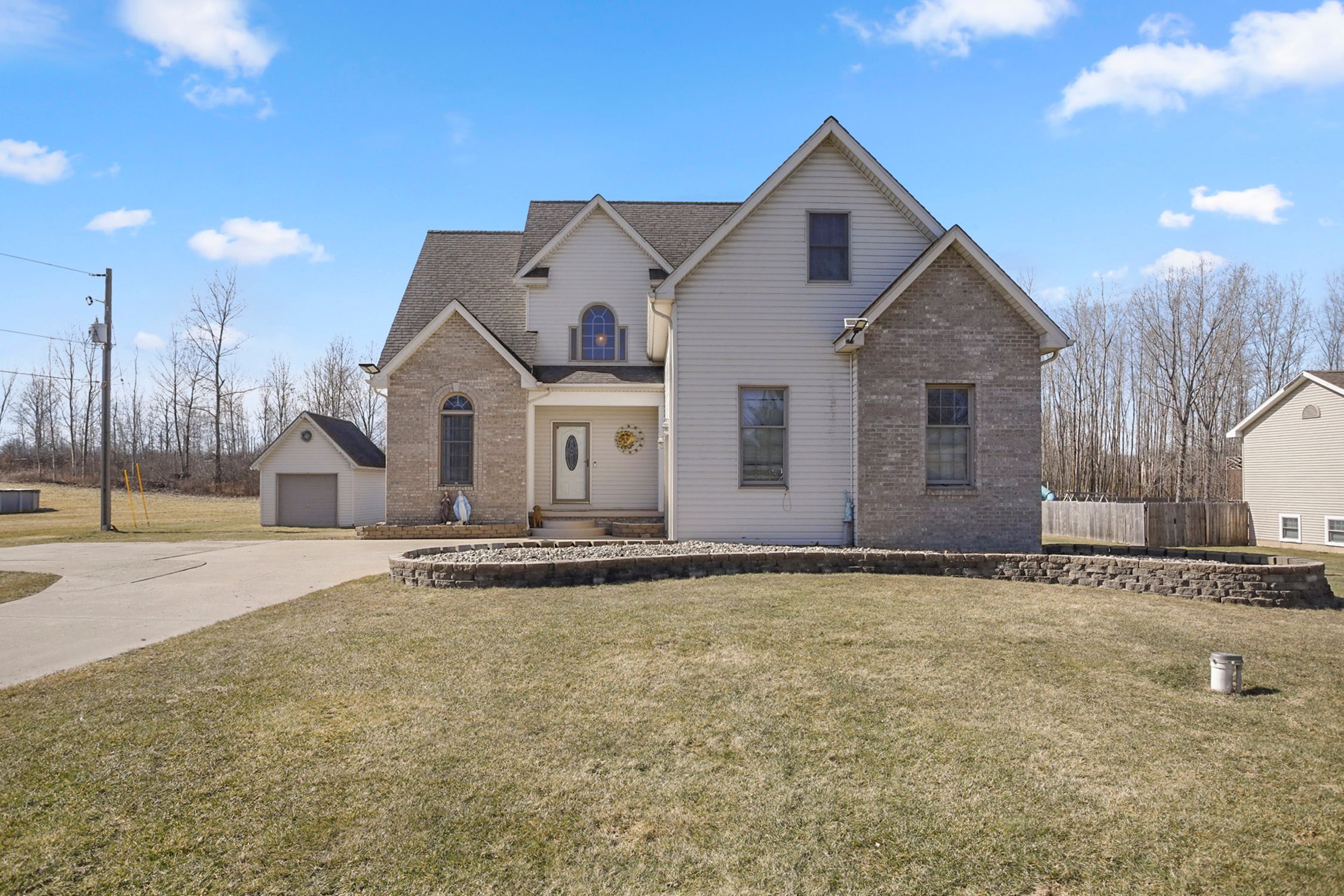 10102 N FENTON Road